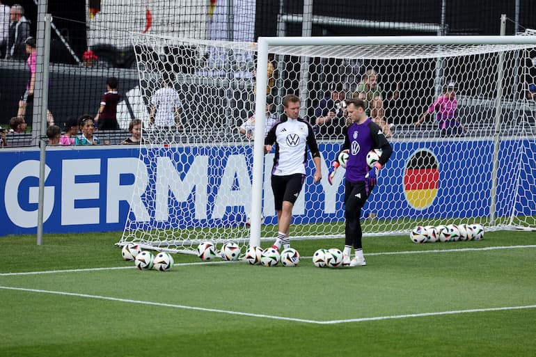 Julian Nagelsmann durante una seduta di allenamento della sua Germania