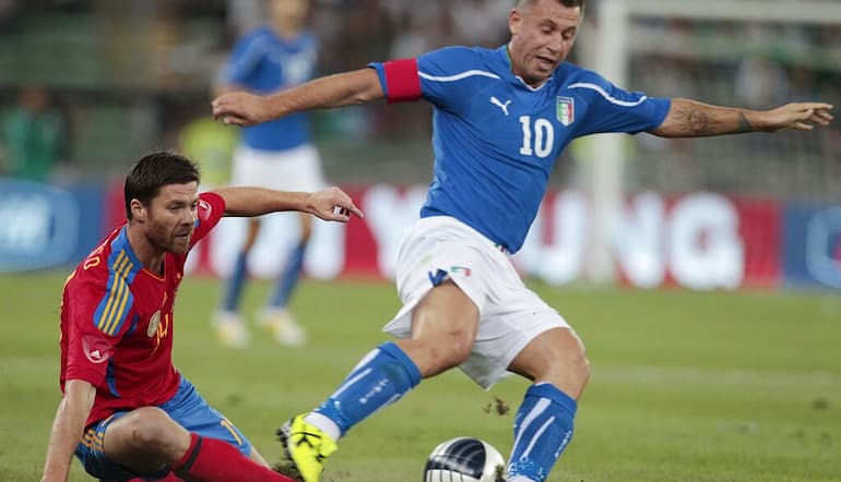 Cassano con la fascia proprio a Bari!