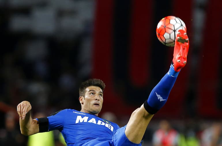 Un pregevole stop di sinistro di Federico Peluso!