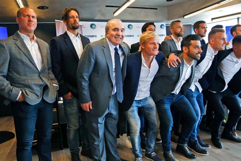 Il gruppo di calciatori dei Cosmos!