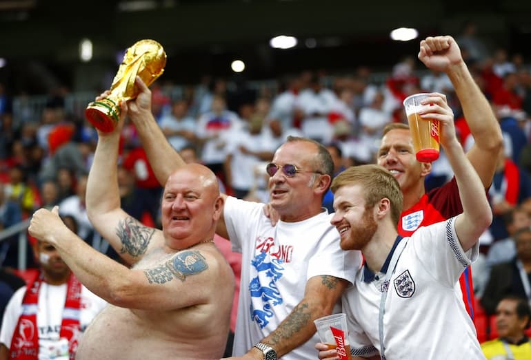 Gli inglesi con le loro birre