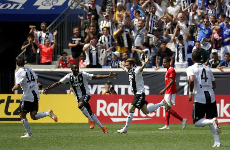 Clemenza in gol in amichevole con la maglia della Juve!