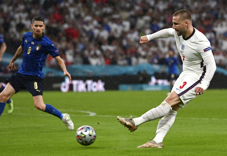 Il sinistro di Luke Shaw!