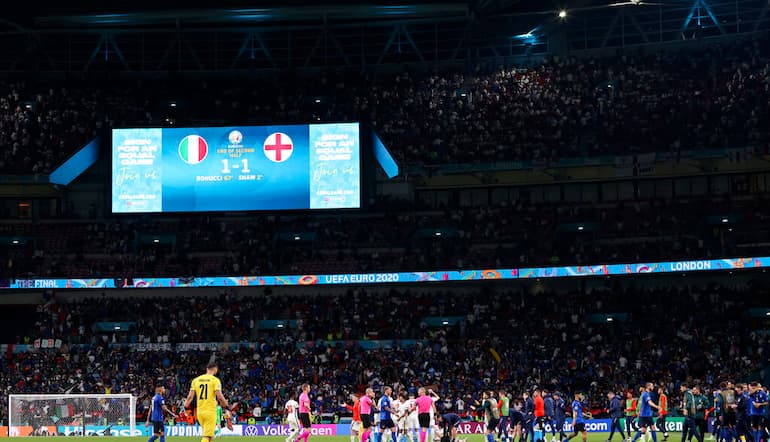 La finale di Euro 2020 termina 1-1 dopo i primi novanta minuti!