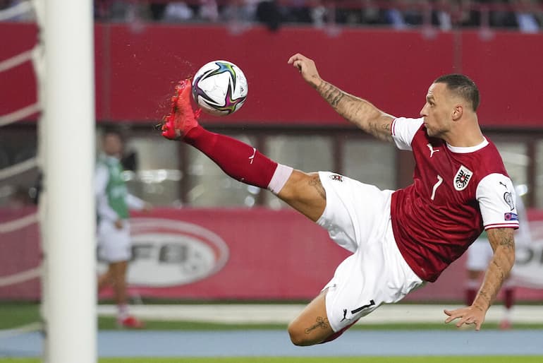 Un'acrobazia di Arnautovic!