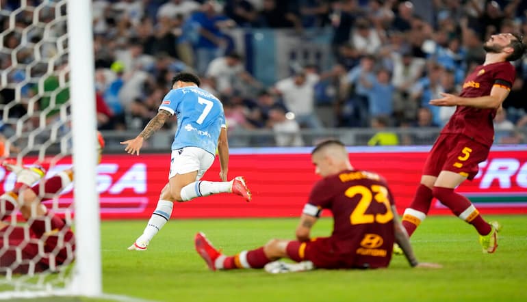 Il gol di Felipe Anderson al derby!