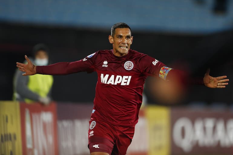 L'esultanza di Jose Sand del Lanus!