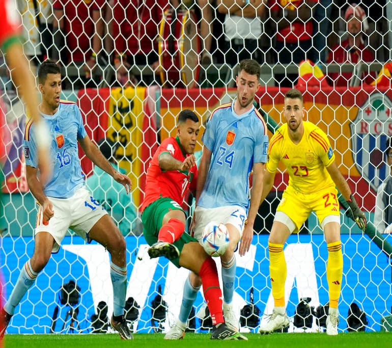 Cheddira contro la Spagna ai Mondiali