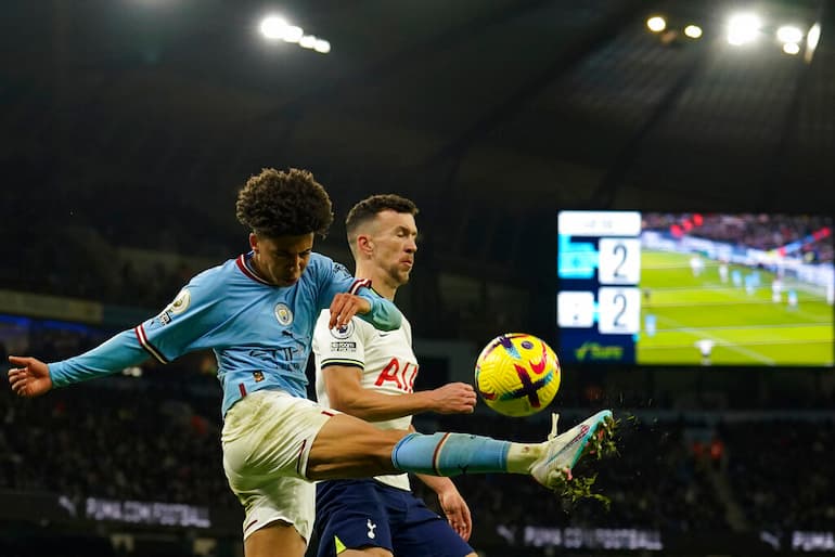 Perisic contro il City!