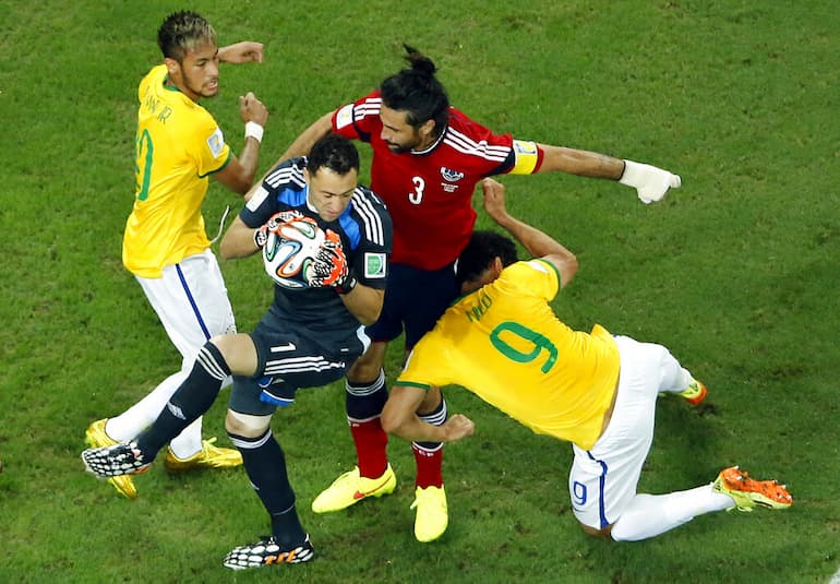 Fred contro la Colombia nel 2014