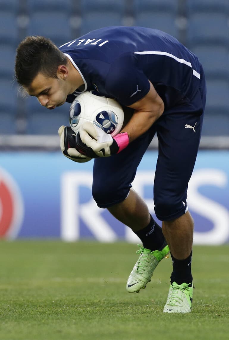 Nicola Leali in un allenamento con la Under 21!