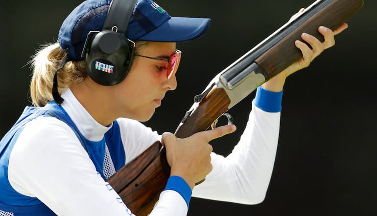 Jessica Rossi al tiro!