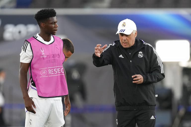 Aurélien Tchouameni con Carlo Ancelotti!
