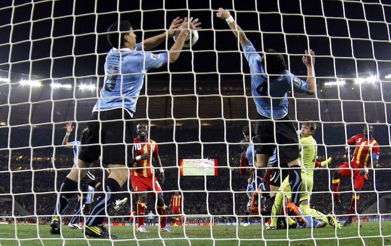 La parata di Suarez...