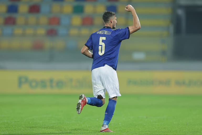 Simone Canestrelli, difensore goleador!