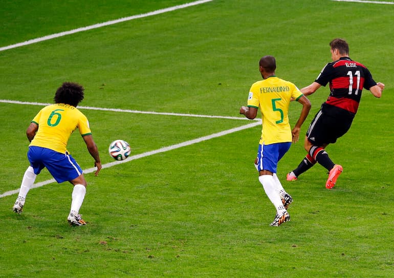 Miro Klose in gol contro il Brasile a Belo Horizonte!