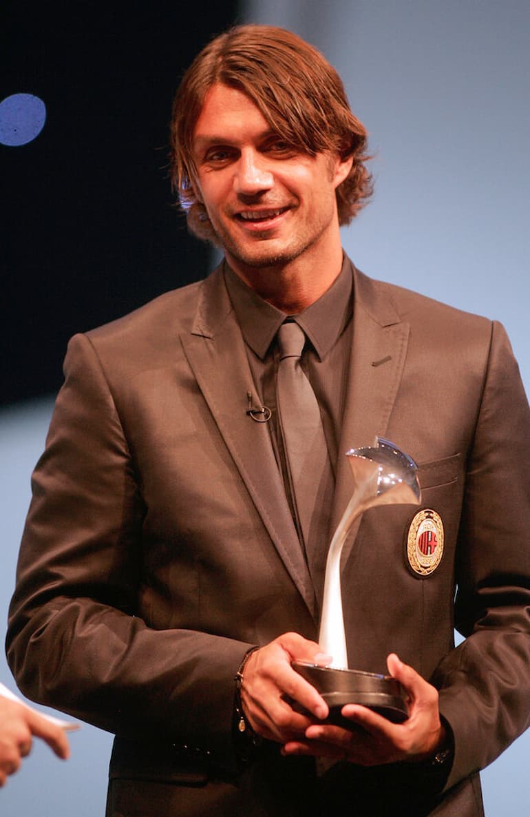 Maldini riceva un premio