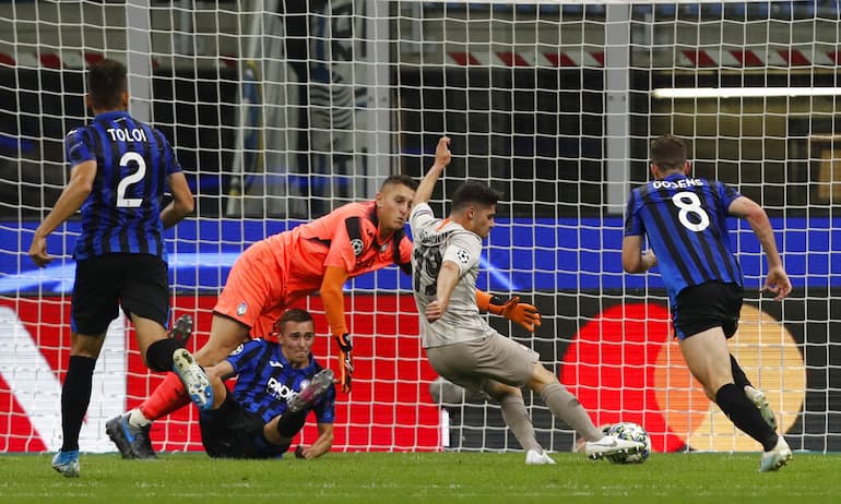 Il gol di Solomon all'Atalanta!