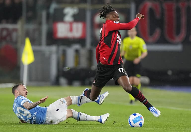 Leao in percussione all'Olimpico!