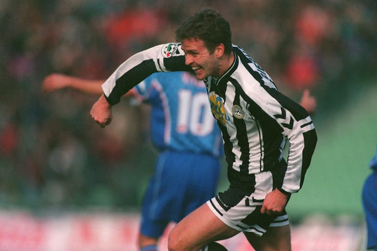 Oliver Bierhoff con la maglia dell'Udinese