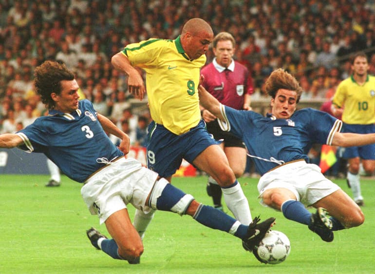 Maldini e Cannavaro sul Fenomeno