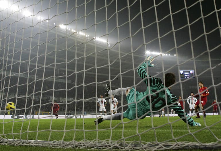 Un gol di Totti dal dischetto