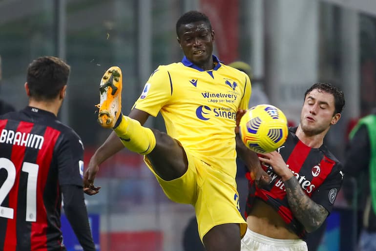 Udogie con la maglia del Verona!