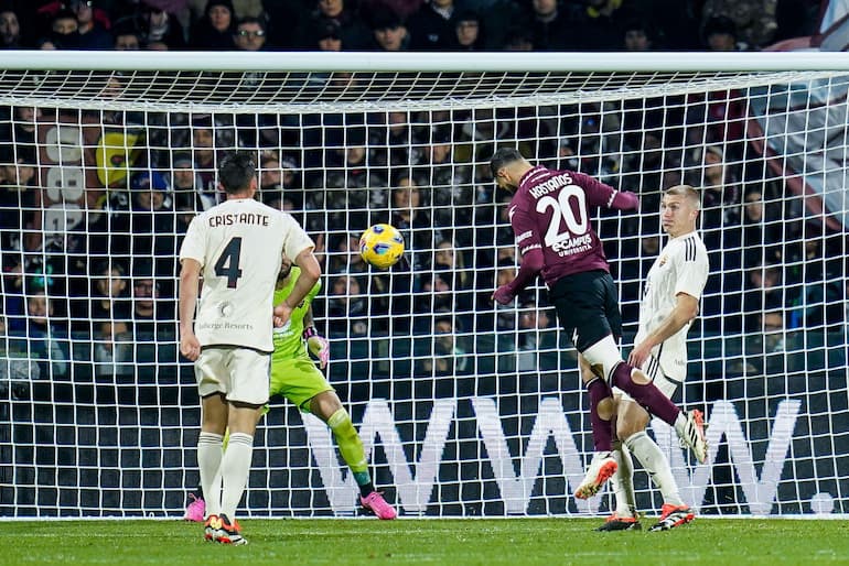 Kastanos in gol di testa contro la Roma