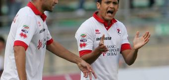 Barreto e Ghezzal, ex giocatori del Bari