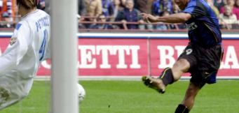 Ronaldo il Fenomeno in gol contro il Brescia!