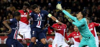 Keita Baldé tra i difensori del PSG