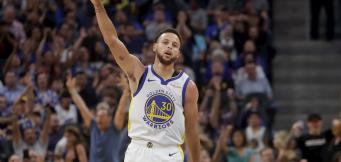 La guardia di Golden State, Stephen Curry