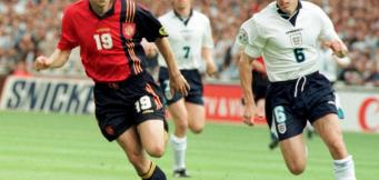 Un duello tra Julio Salinas e Gareth Southgate, attuale allenatore della Nazionale