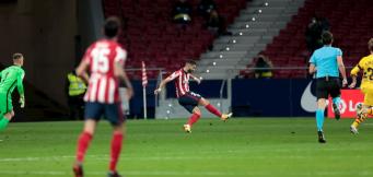 Il gol decisivo di Yannick Carrasco al Barcellona!