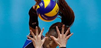 Una schiacciata di Paola Egonu!