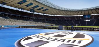 Il logo gigante della Juve a Berlino nel 2015!