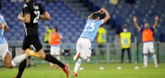 L'esultanza di Hysaj, dopo il gol allo Spezia