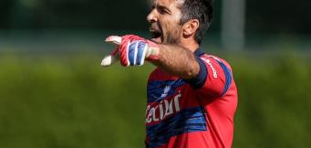 Buffon con la maglia del Parma
