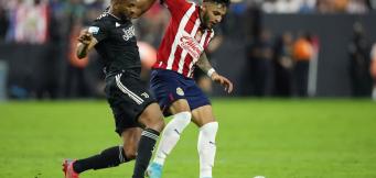 Bremer con la maglia della Juve