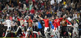La gioia dei calciatori serbi a Lisbona