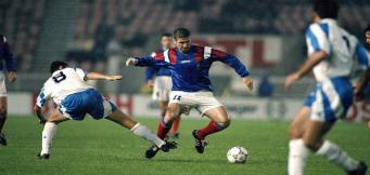 Cantona in una sfida per le qualificazioni in Israele