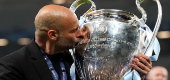 Guardiola bacia la Champions