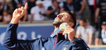 Nole con il tanto desiderato oro olimpico