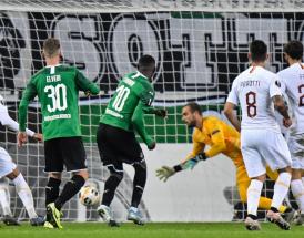 Il gol subito dalla Roma in Germania