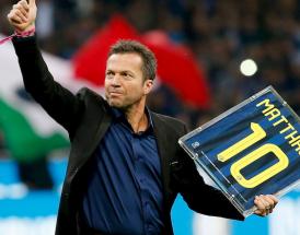 Lothar Matthäus a San Siro con una maglia celebrativa!