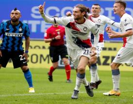 Il difensore milanese firma il primo gol dell'anno!