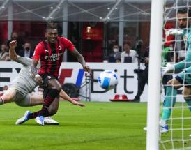 Il gol di Leao al Genoa