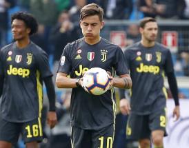Dybala, prima di trasformare un calcio di rigore!