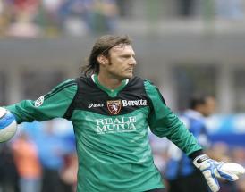 Massimo Taibi con la maglia del Toro