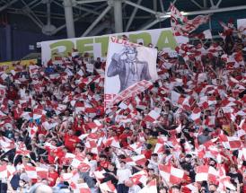 La splendida tifoseria di Pesaro